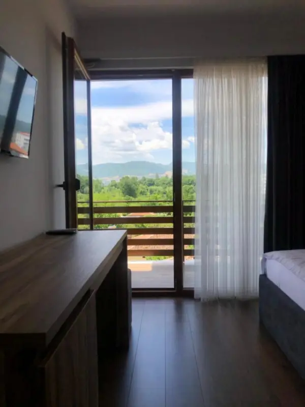 Grand Hotel Pogradec 9
